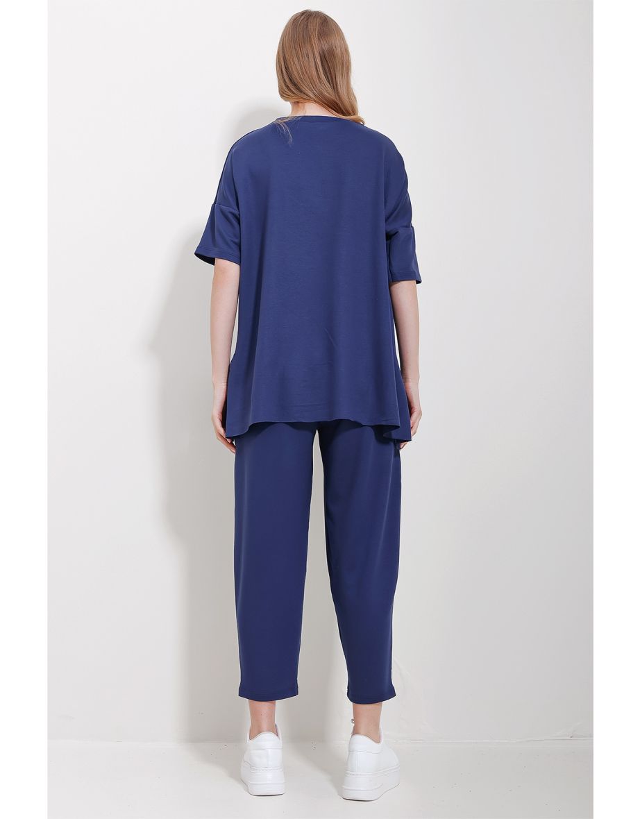 Women's Indigo Crew Neck Asymmetric Cut Coated Blouse And Trousers Suit - 4
