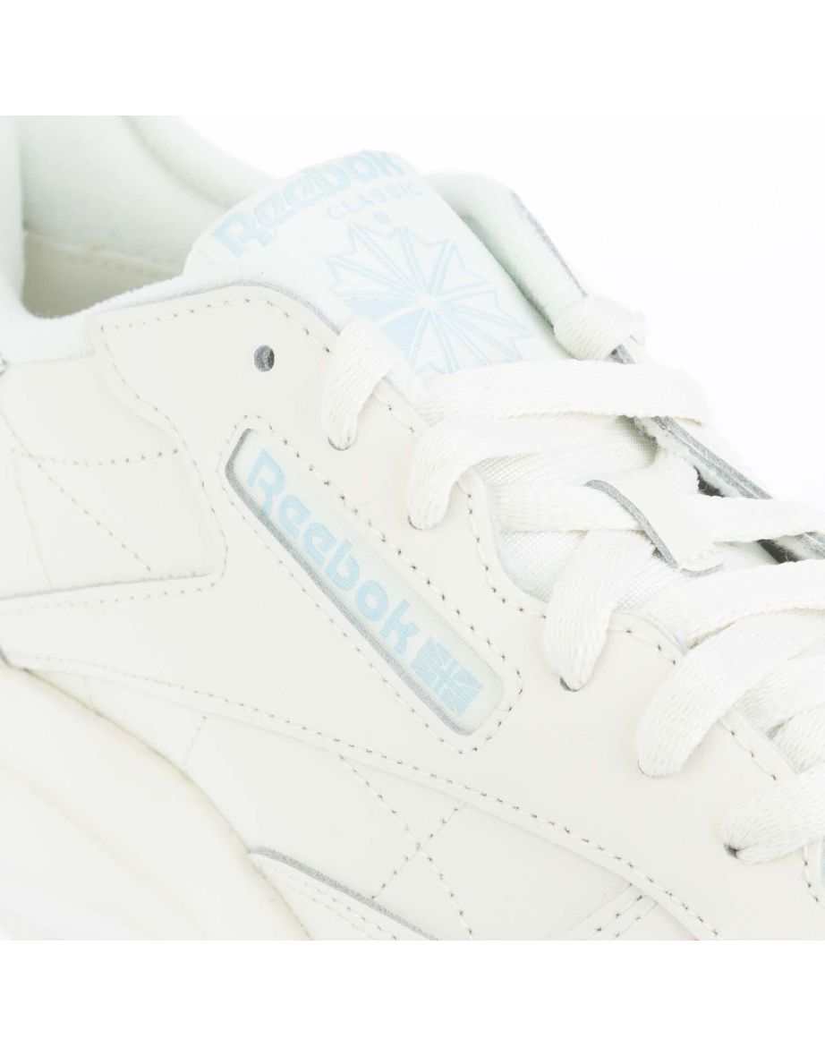 Women's Reebok Classics Classic Leather SP Extra Trainers in White - 4