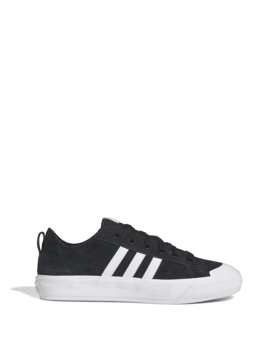 Shop Men s adidas Originals Nizza Low ADV in Black Online in Bahrain VogaCloset