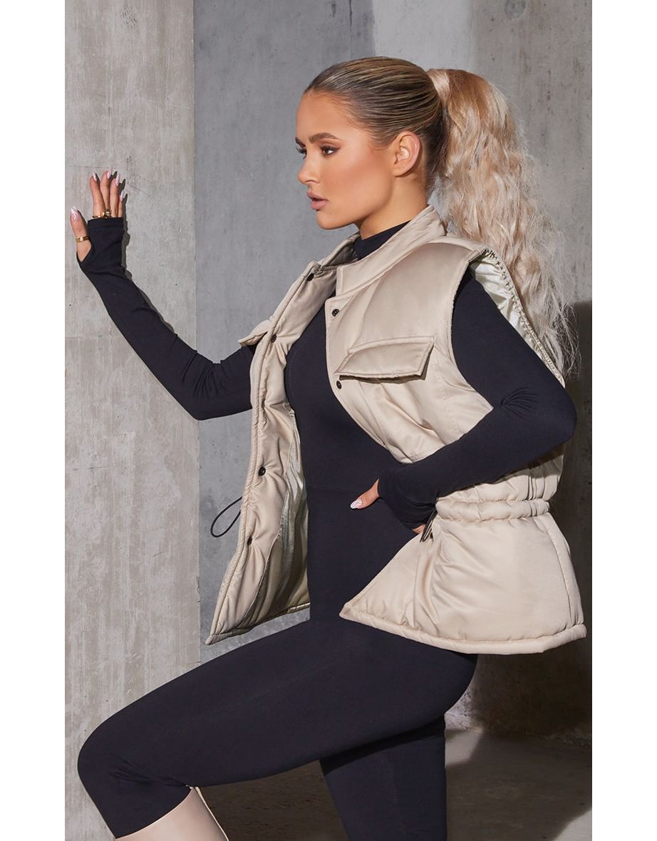 Stone Pocket Front Toggle Waist Pocket Detail Gilet