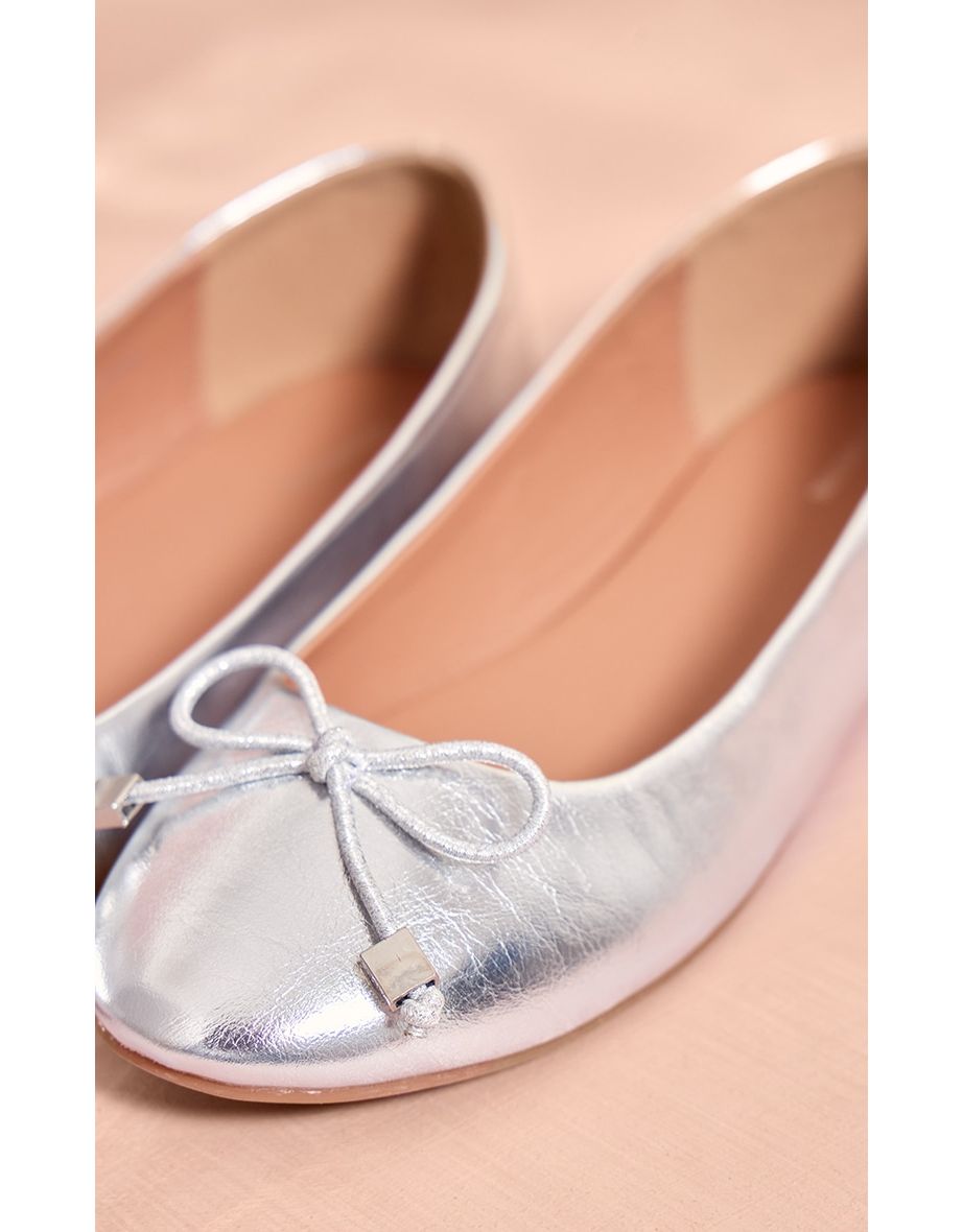 Silver Pu Round Toe Bow Detail Ballet Pumps - 3