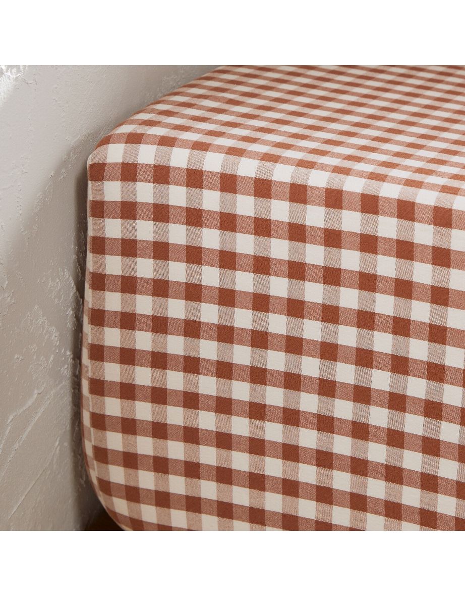 Cottage Checked 100% Cotton Seersucker Fitted Sheet - 1