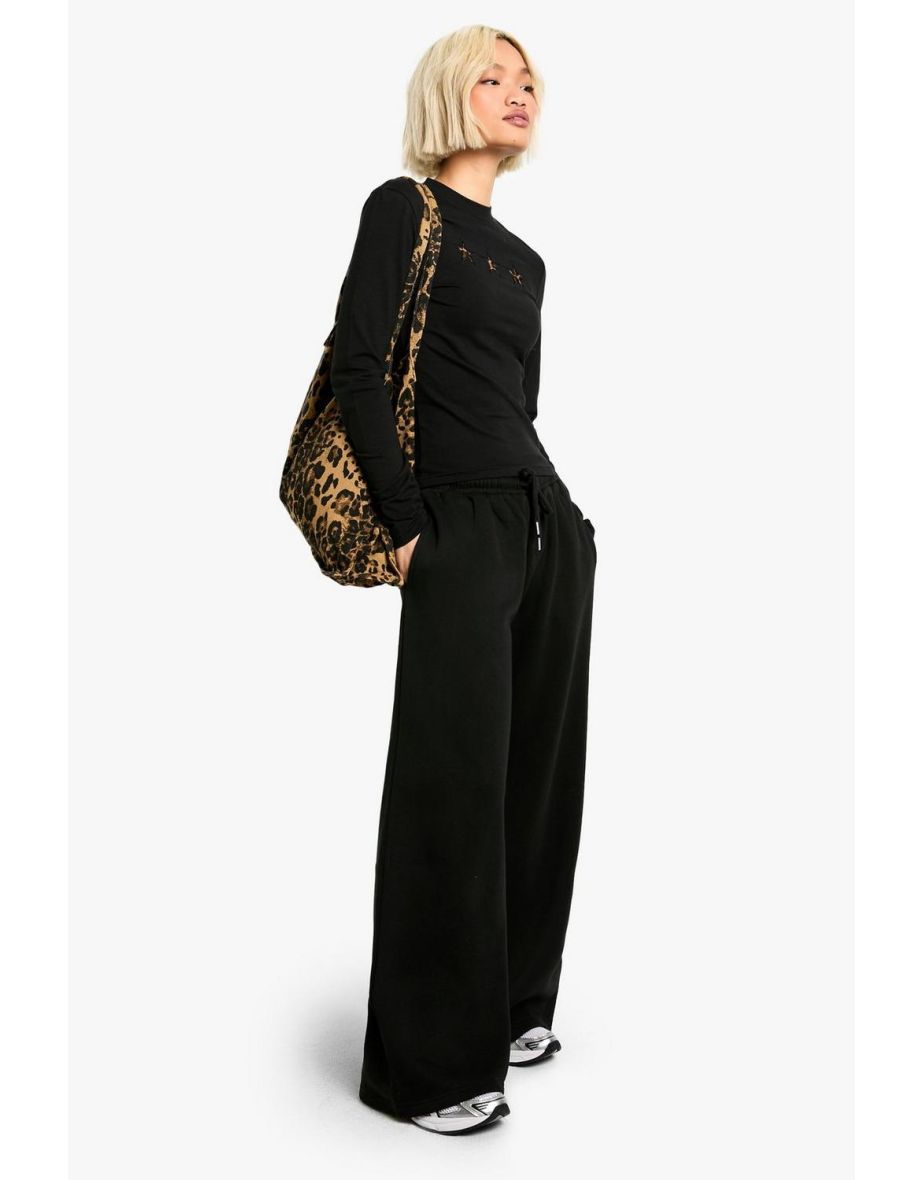 LEOPARD STAR APPLIQUE MID RISE STRAIGHT LEG JOGGER
