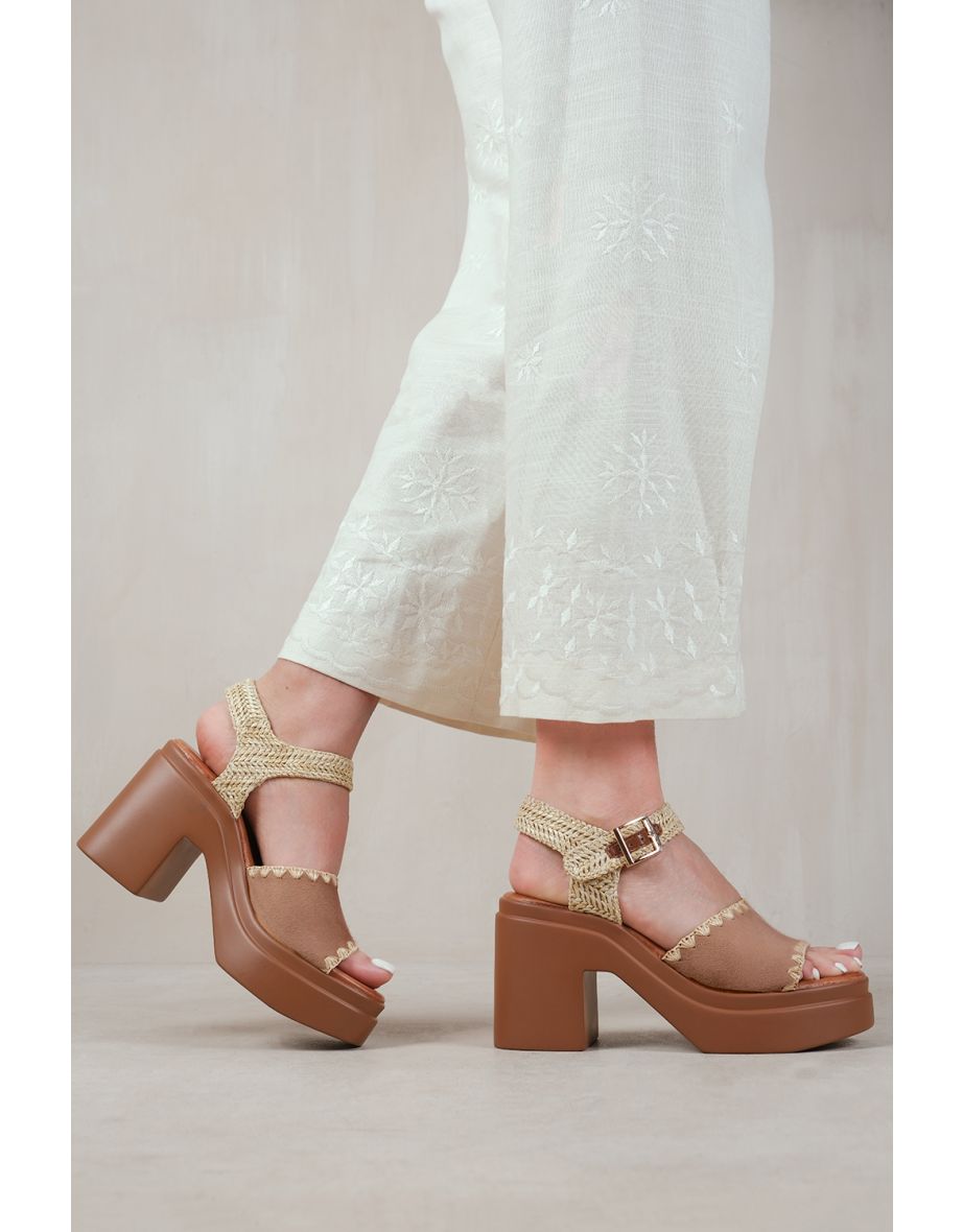WILD CAT BLOCK HEEL SANDAL WITH DETAILING IN CAMEL SUEDE - 1