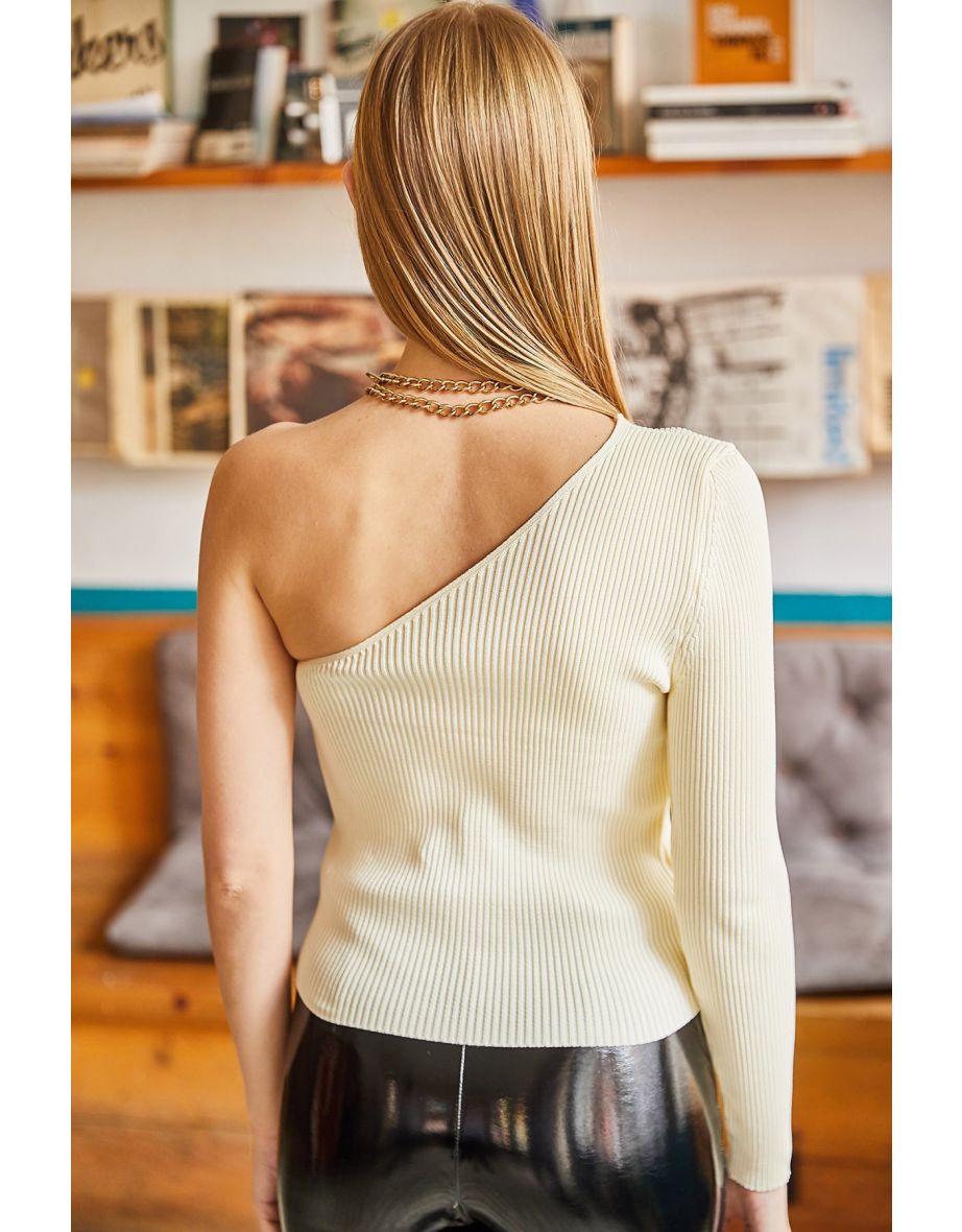 Blouse - Ecru - Fitted - 6