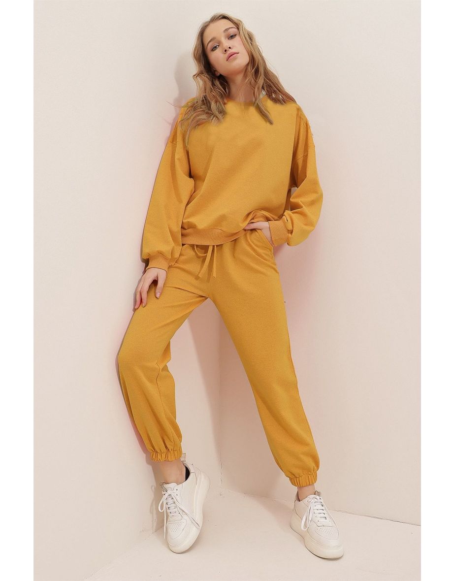 Sweatsuit- Regular fit