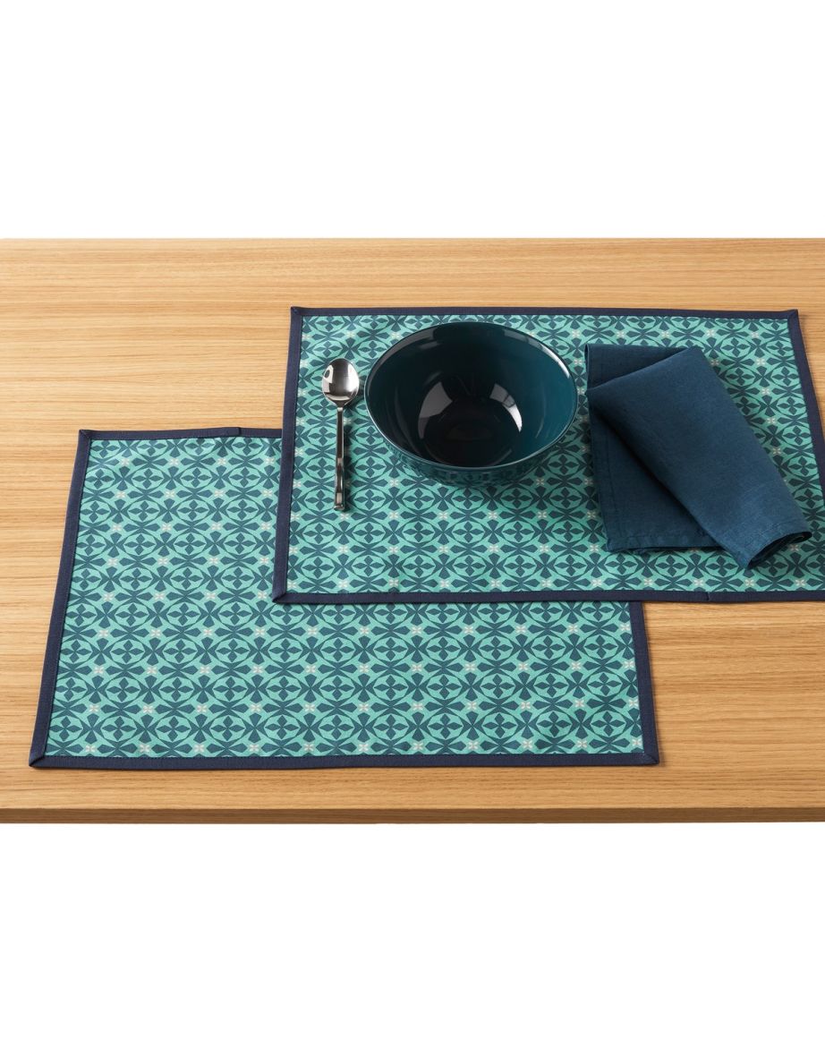 AZILA Anti-stain Printed Placemats (set of 2)