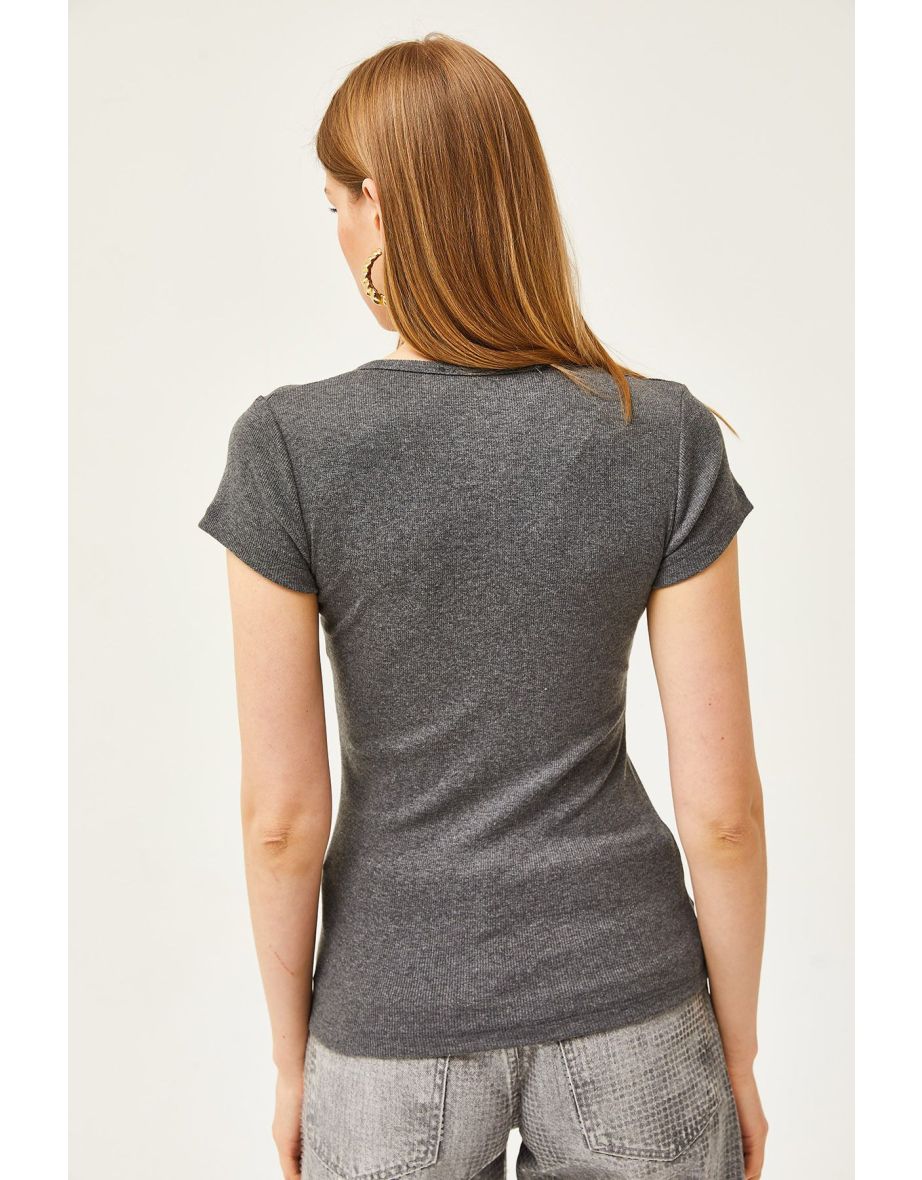 Women's Anthracite Snap Camisole Blouse - 4