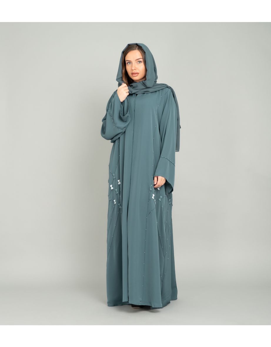 Crafted Classic Emirati Abaya