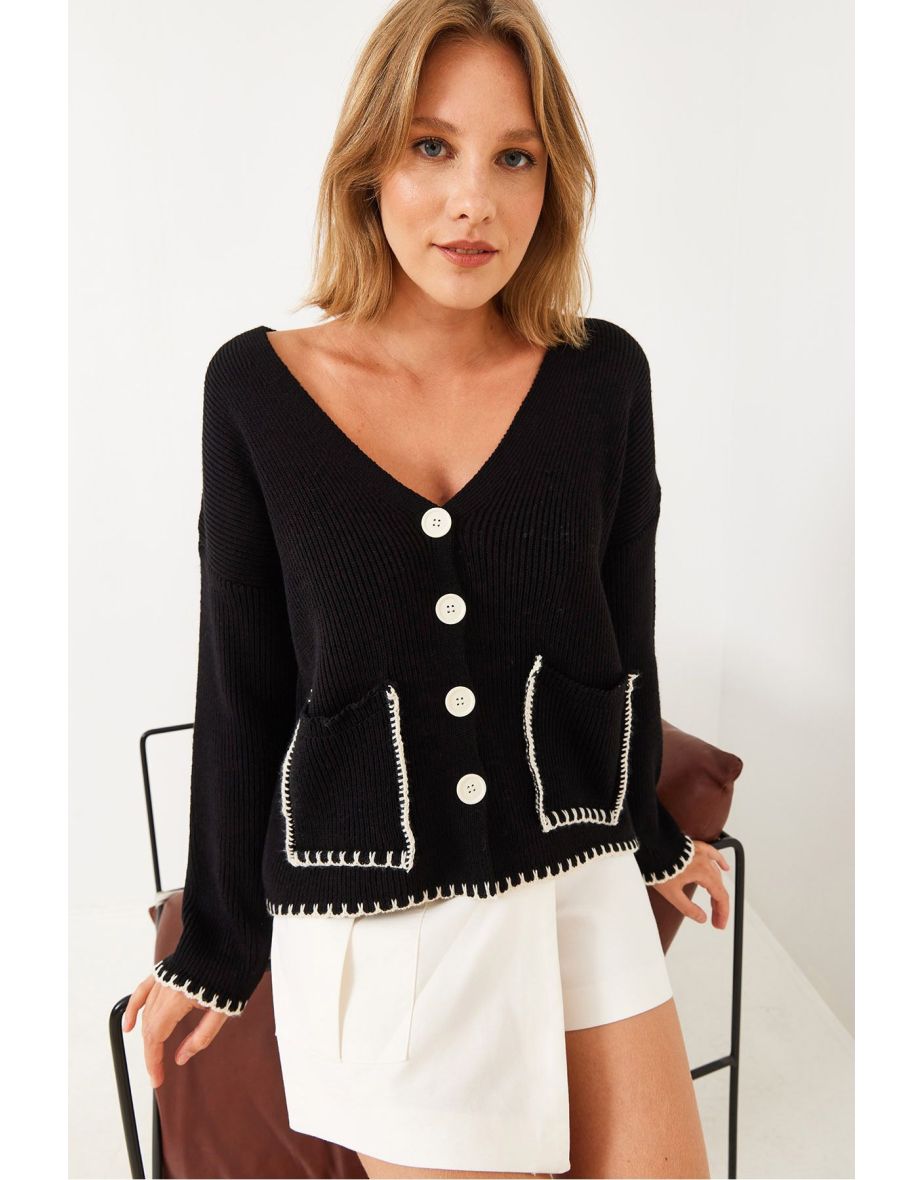 Women's Shepherd Stitch Detail Large Pocket Four Button Long Sleeve Knitwear Cardigan - 5