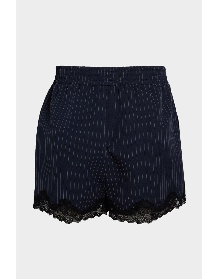 Plus Lace Hem Tailored Short - 3
