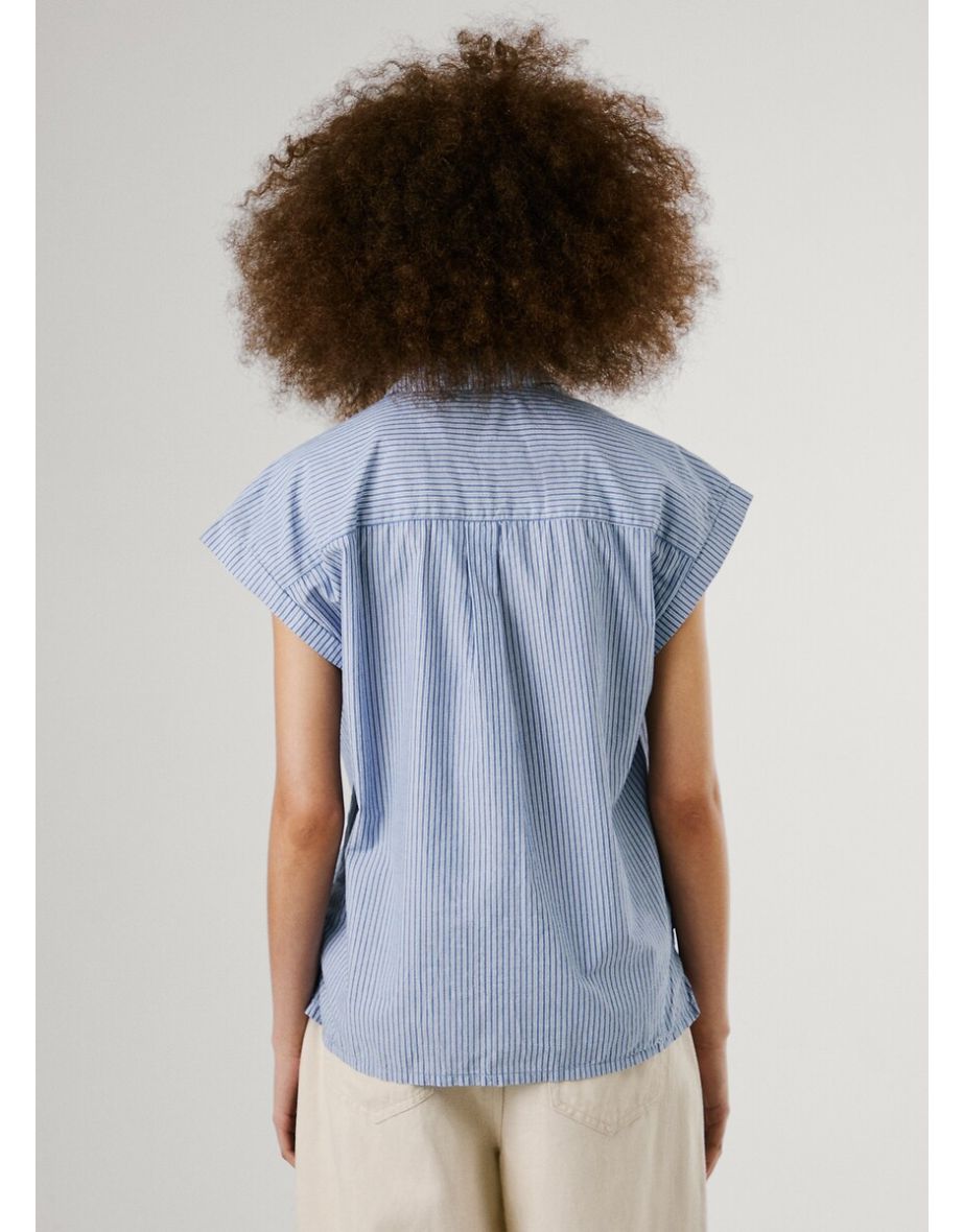 Short Blouse with Fine Stripes - 5