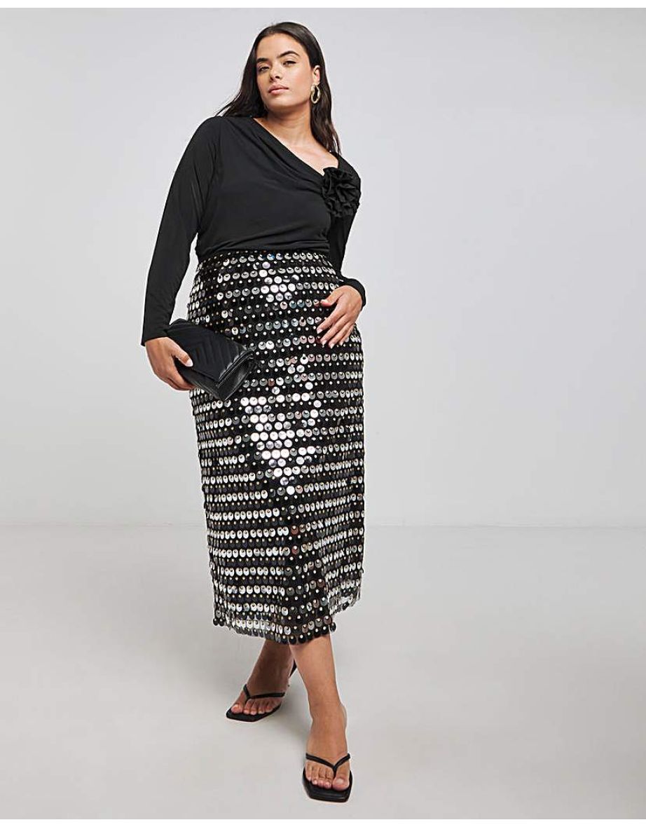 Joanna Hope Ruched Top With Corsage