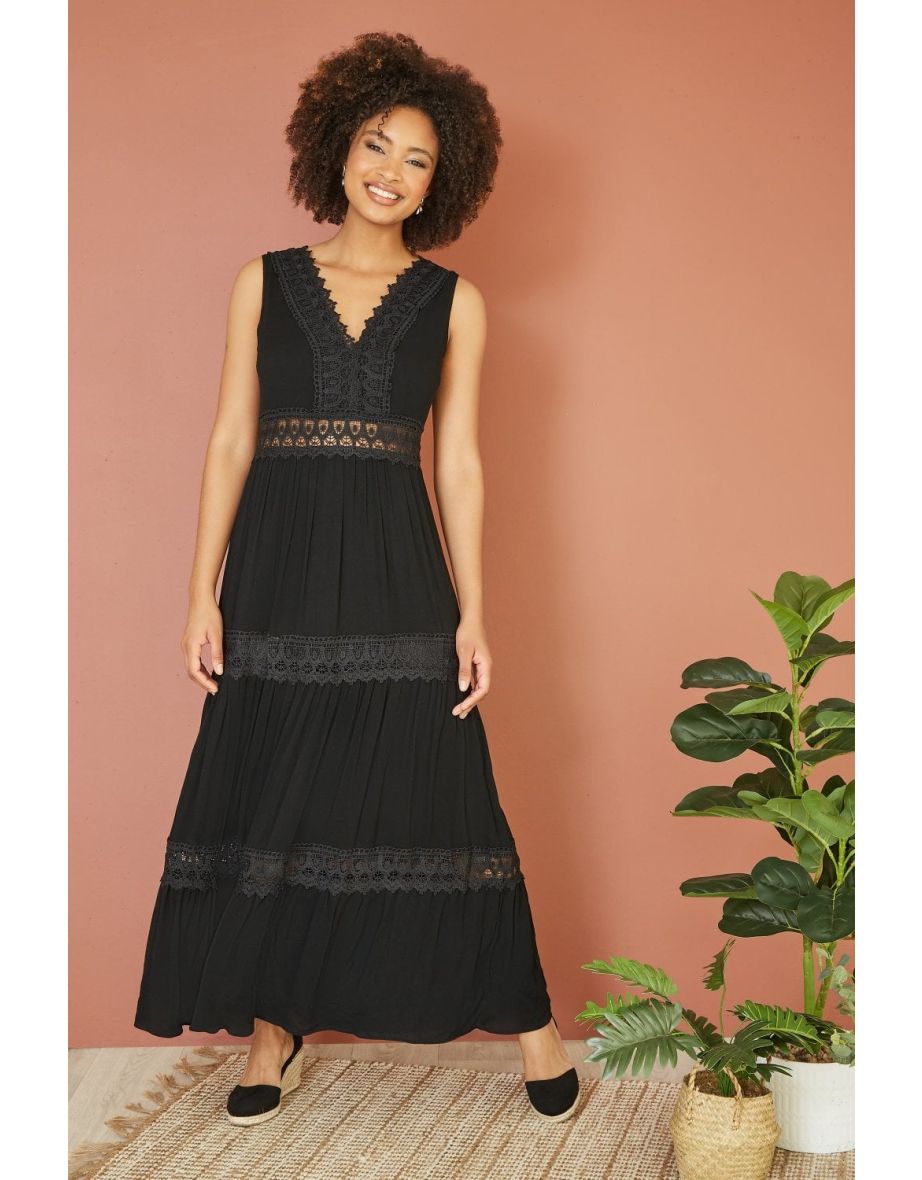 Shop Yumi Black Lace Trim Cotton Sun Dress Online in Bahrain VogaCloset