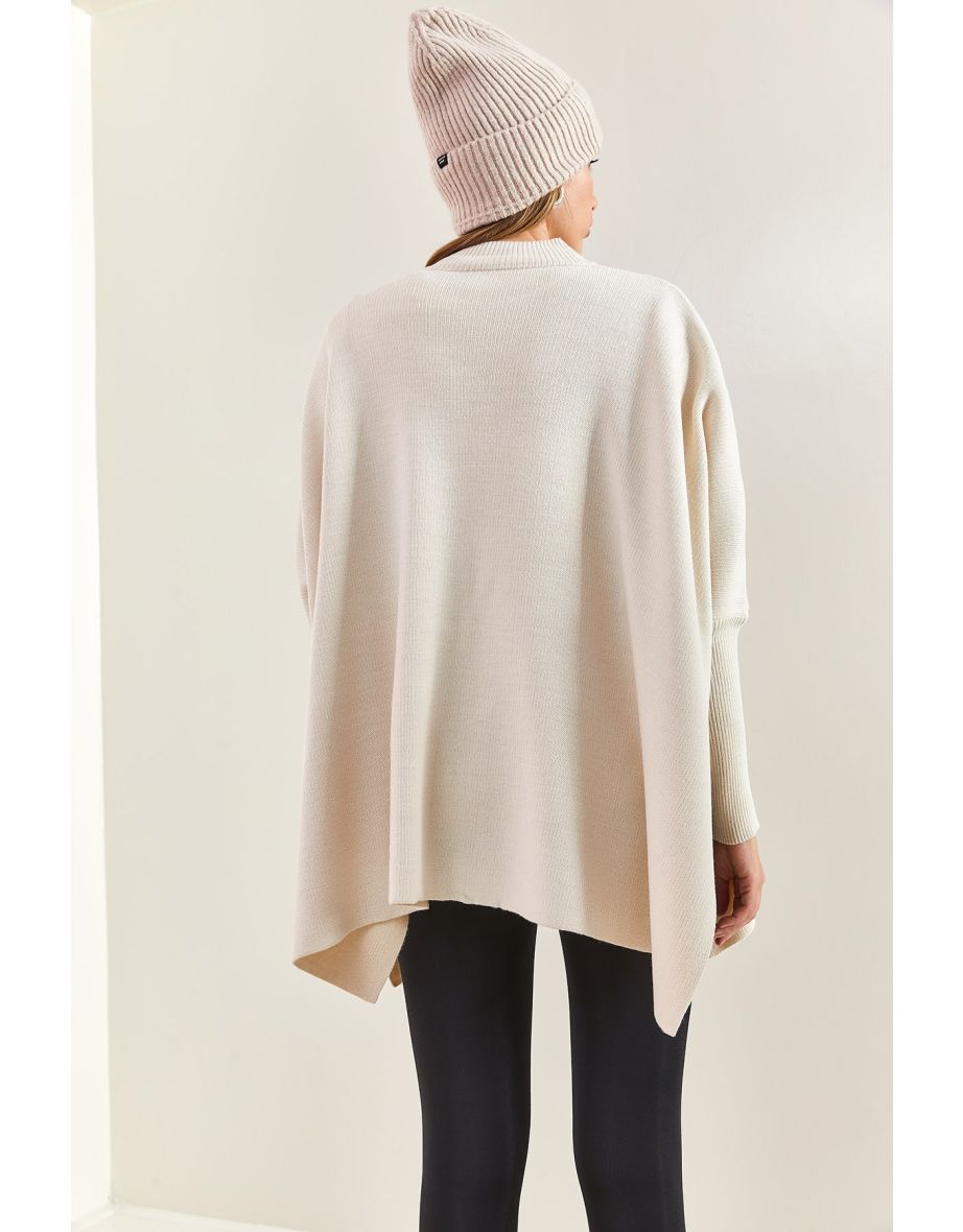 Women's Basic Oversized Poncho with Elasticated Sleeves. - 6