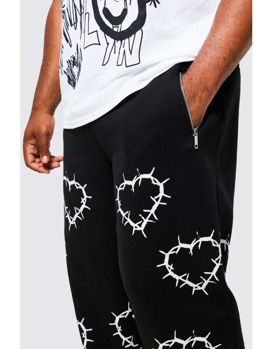 Plus Baggy Fit Gothic Heart Printed Jogger - black - 2
