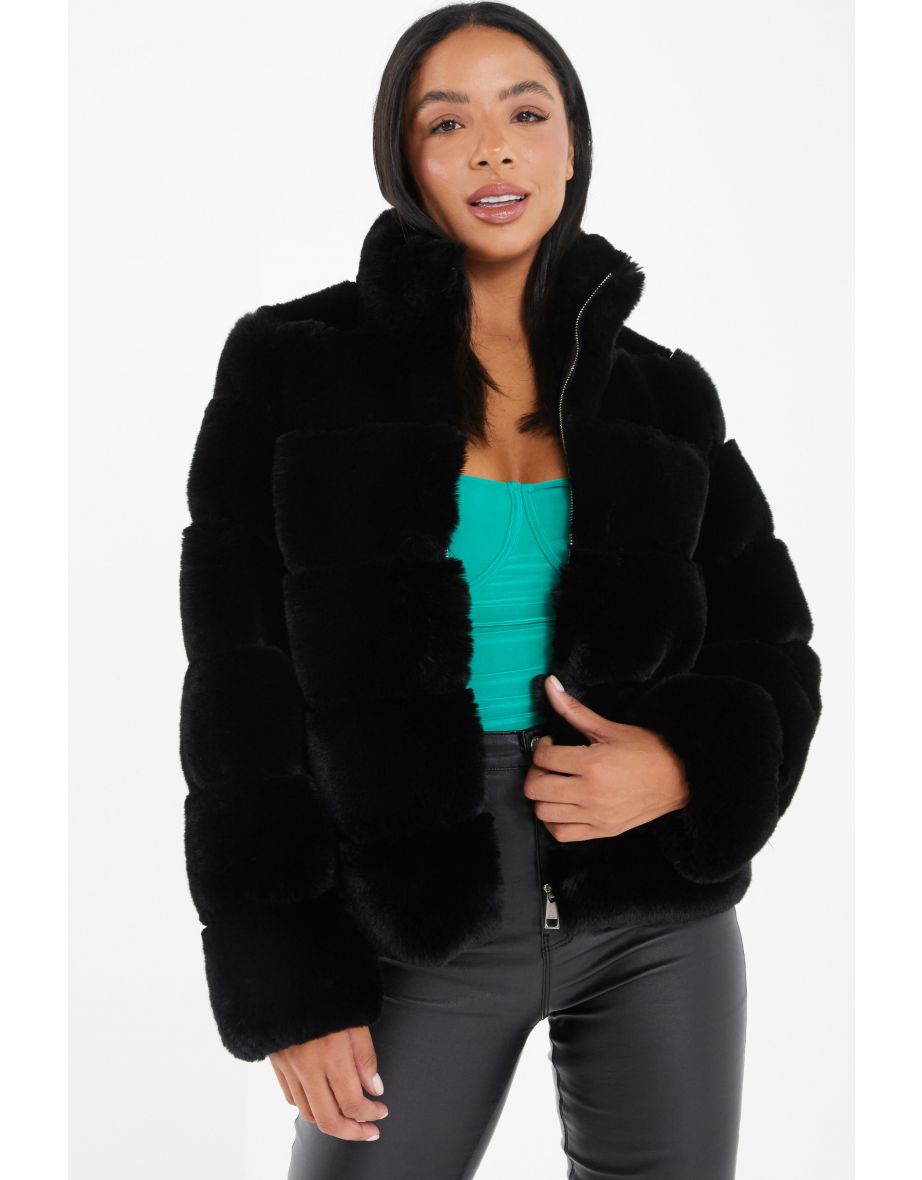 Black faux fur hood 2024 long sleeve padded jacket