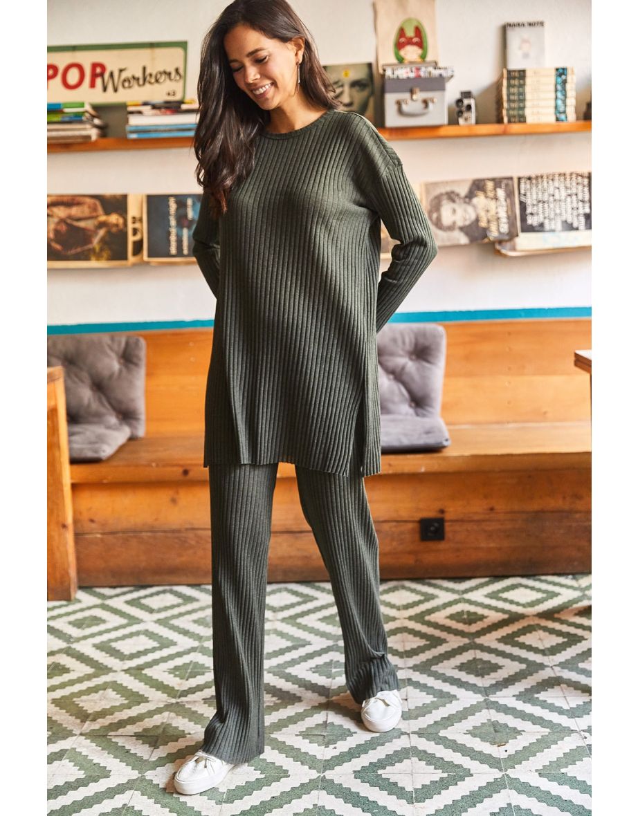 Two-Piece Set - Khaki - Relaxed fit
