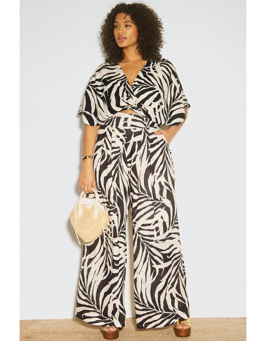 Jeanne Wide Leg Trousers in Leaf Print, Length 30.5"