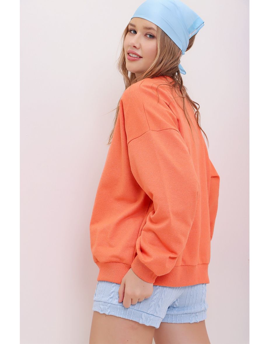 Women's Orange Crew Neck Oversize Basic Sweatshirt - 6