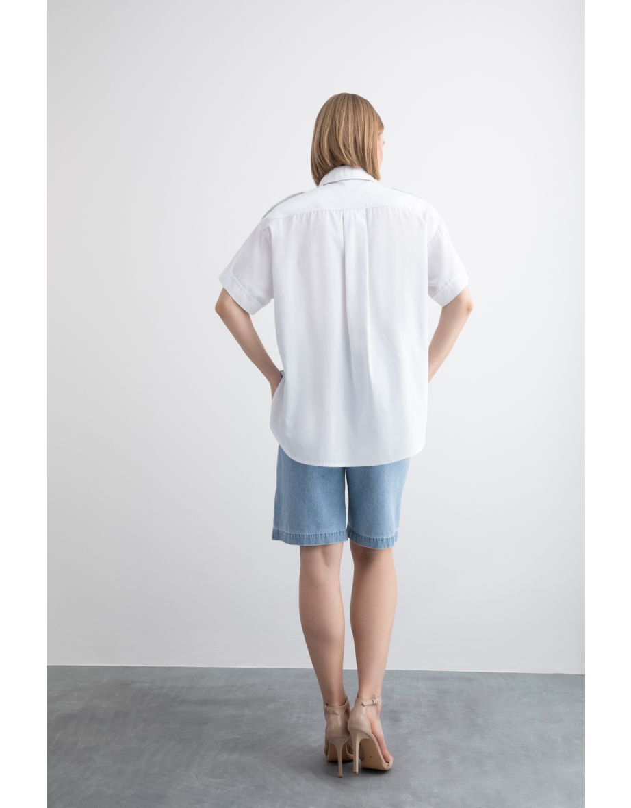 White Oversized Shirt With Epaulette Crystal Stone Pocket Contrast Stitching Detail - 3