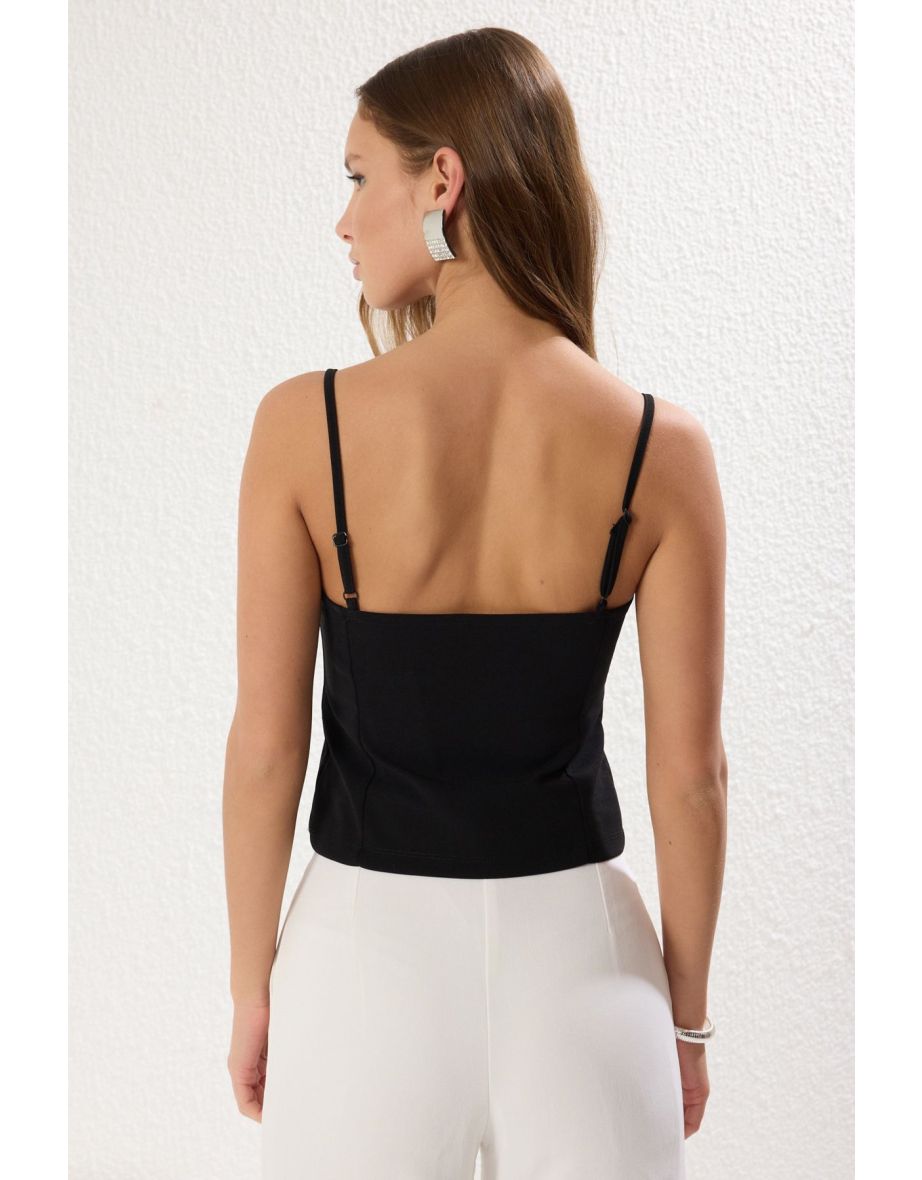 Black Color Block Fitted/Fits Body Lace Detailed Knitted Blouse - 4