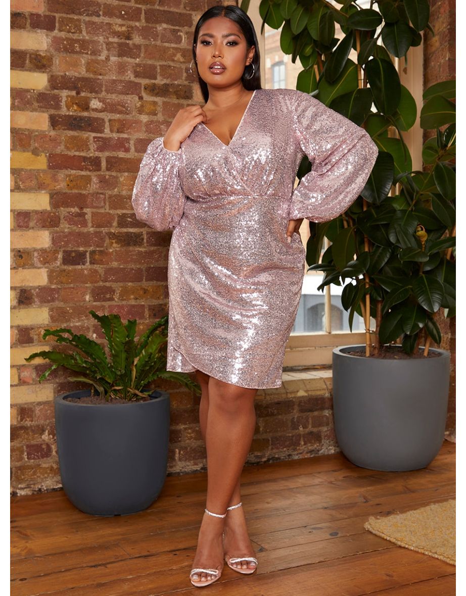 Shop Plus Size Long Sleeve Plunge Sequin Midi Dress in Pink Online in Oman VogaCloset