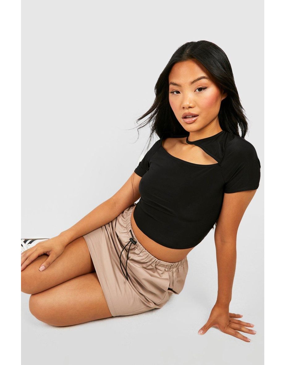 Buy Boohoo Tops in Saudi, UAE, Kuwait and Qatar