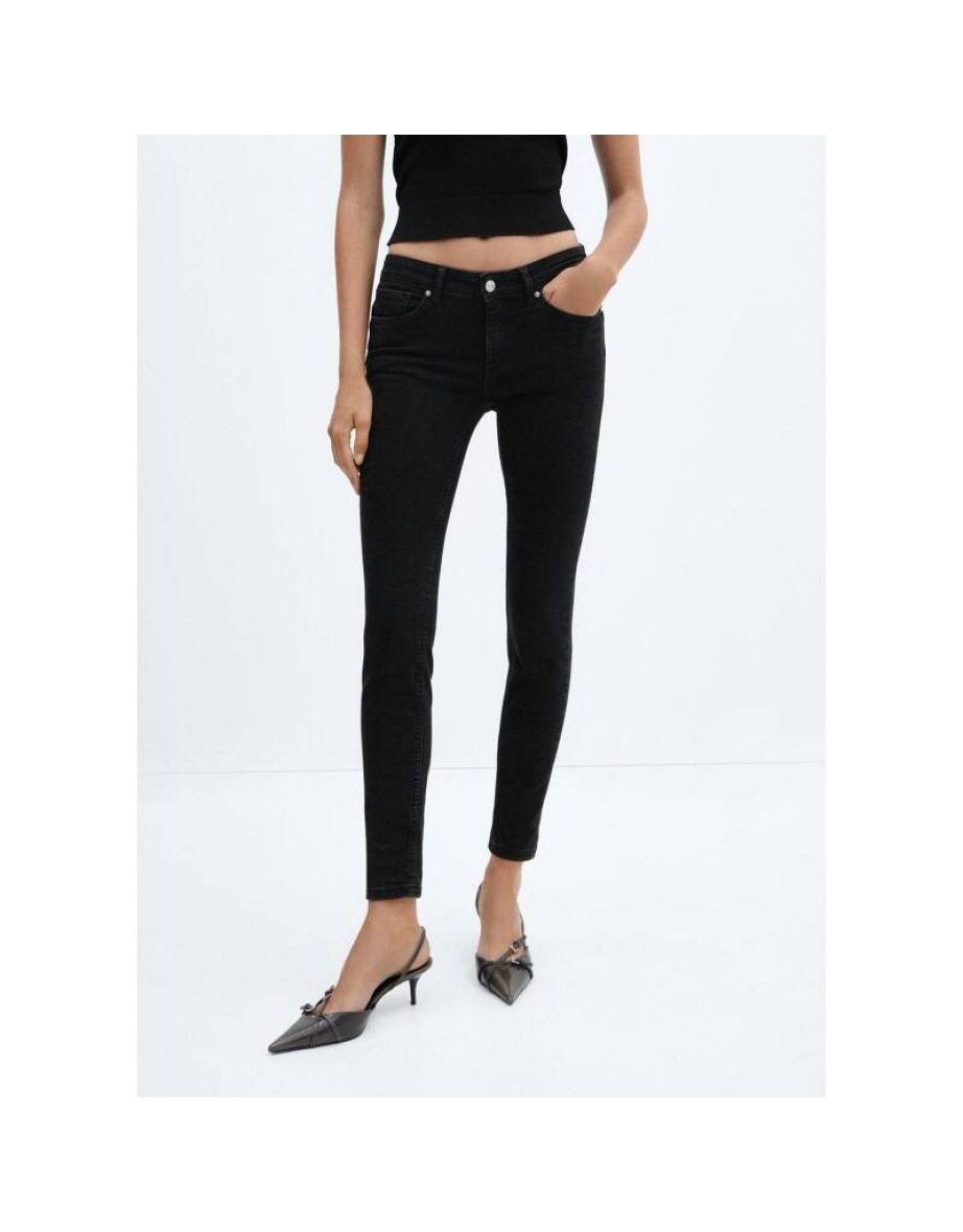 Mango jeans push discount up