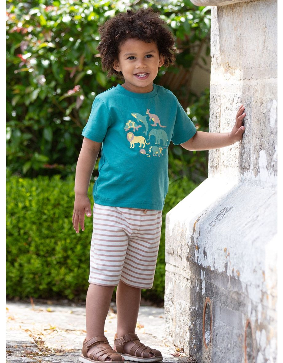 Animal planet t-shirt