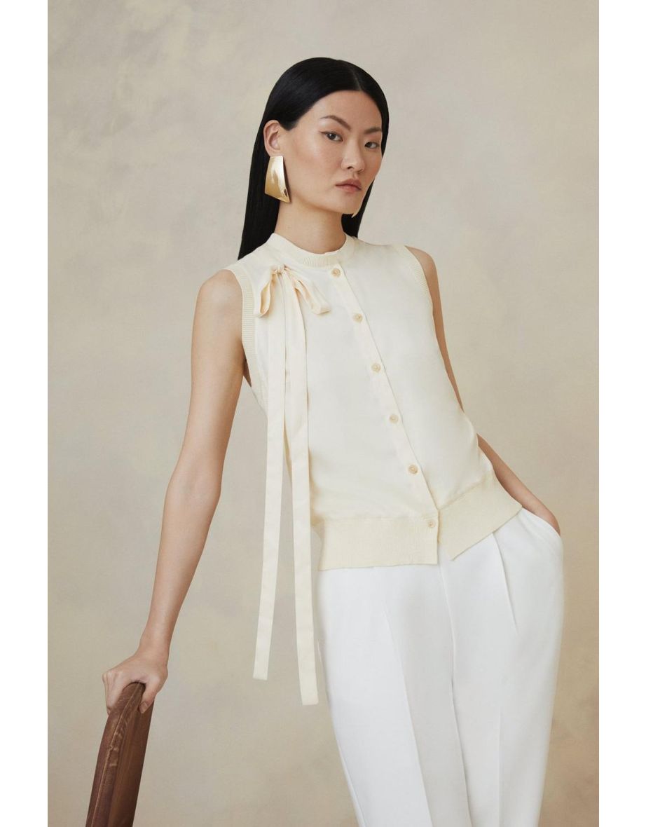 The Founder Blend Satin Bow Detail Knit Vest