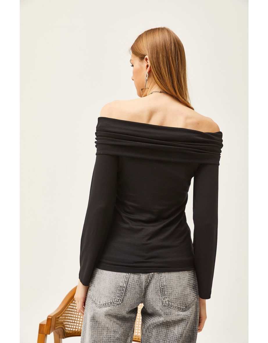 Women's Black Madonna Collar Knitted Viscose top - 5