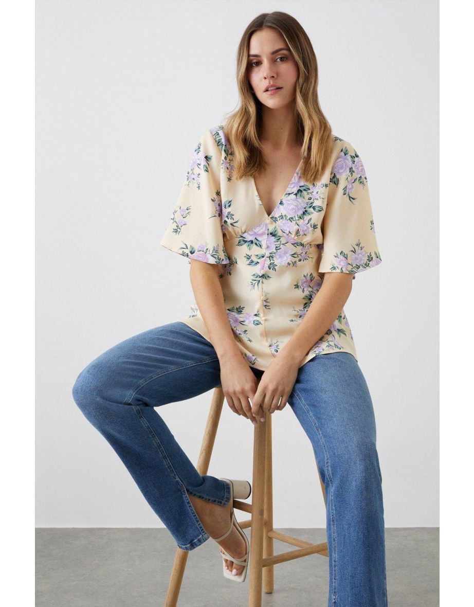 Buy Dorothy Perkins Blouses in Saudi, UAE, Kuwait and Qatar