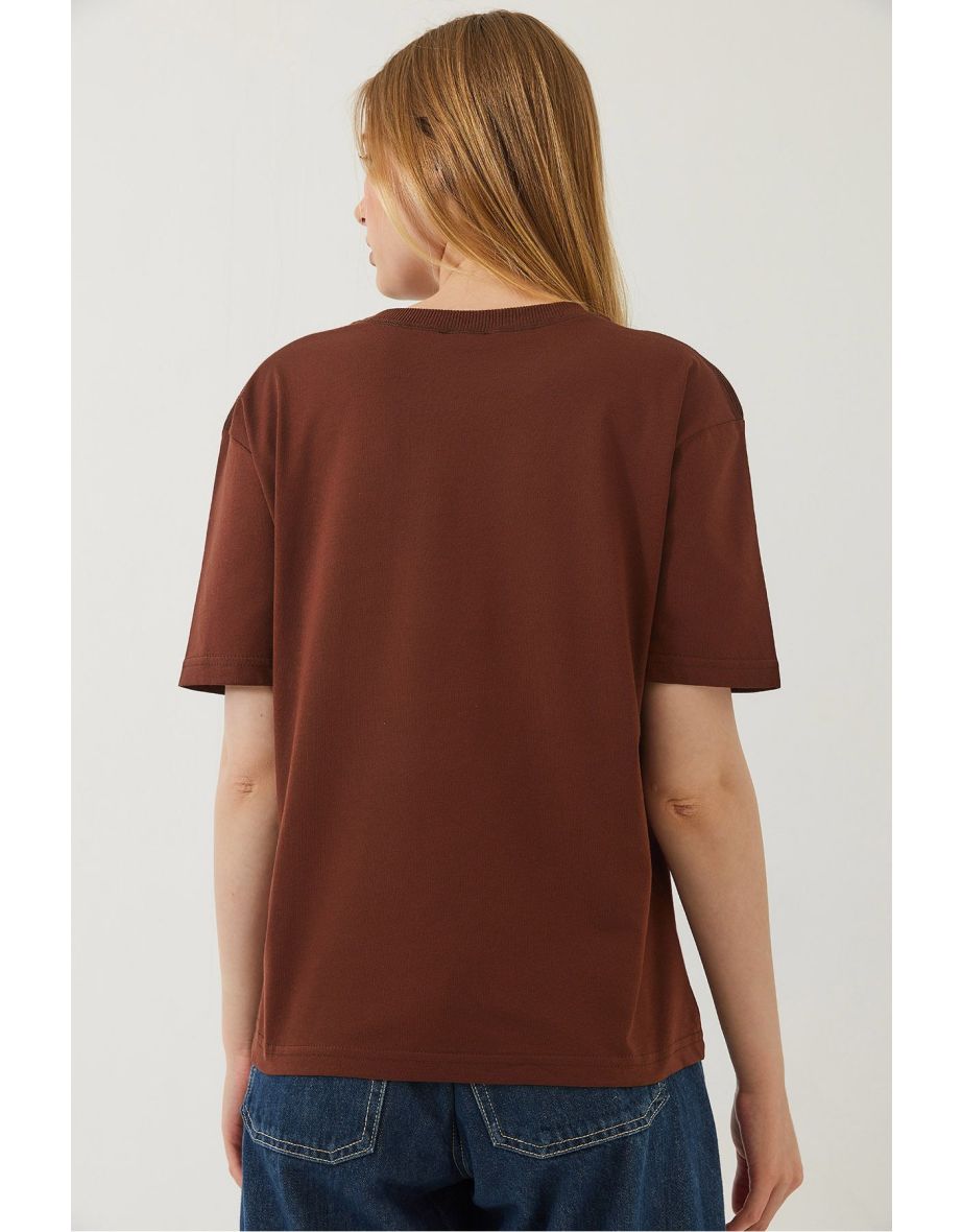 Women's Decorative Stitched Crew Neck T-shirt - 6