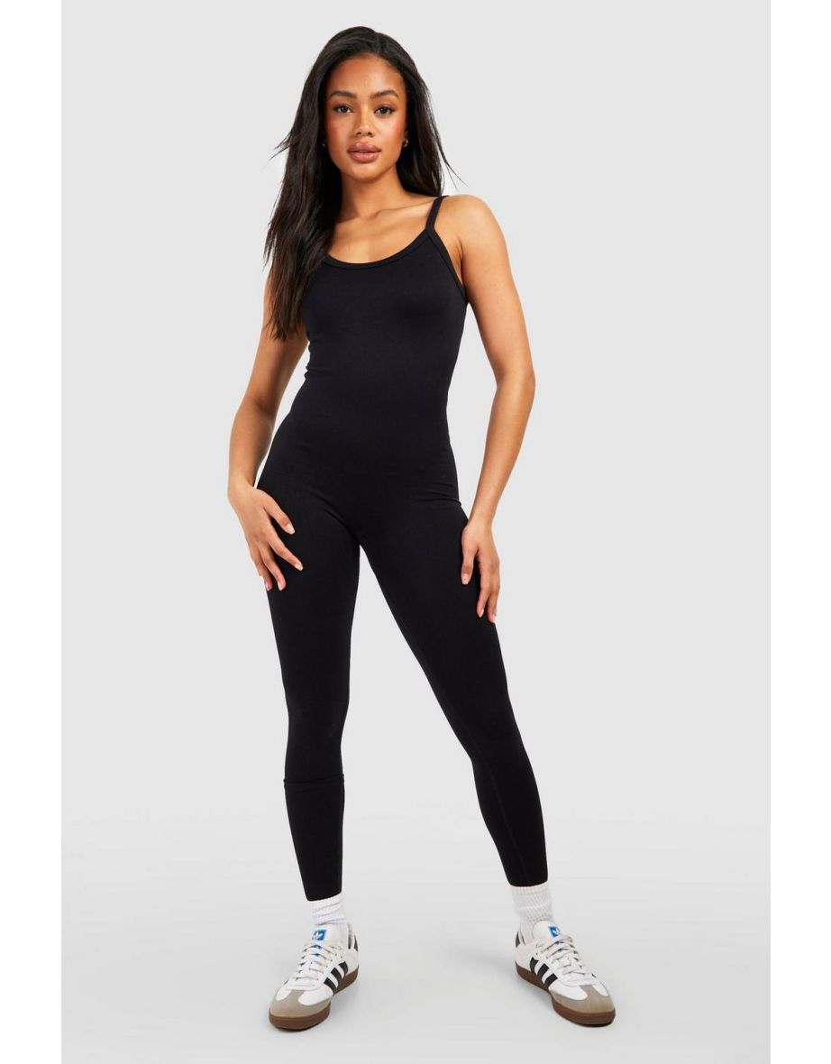 Buy Boohoo Jumpsuits & Unitards in Saudi, UAE, Kuwait and Qatar