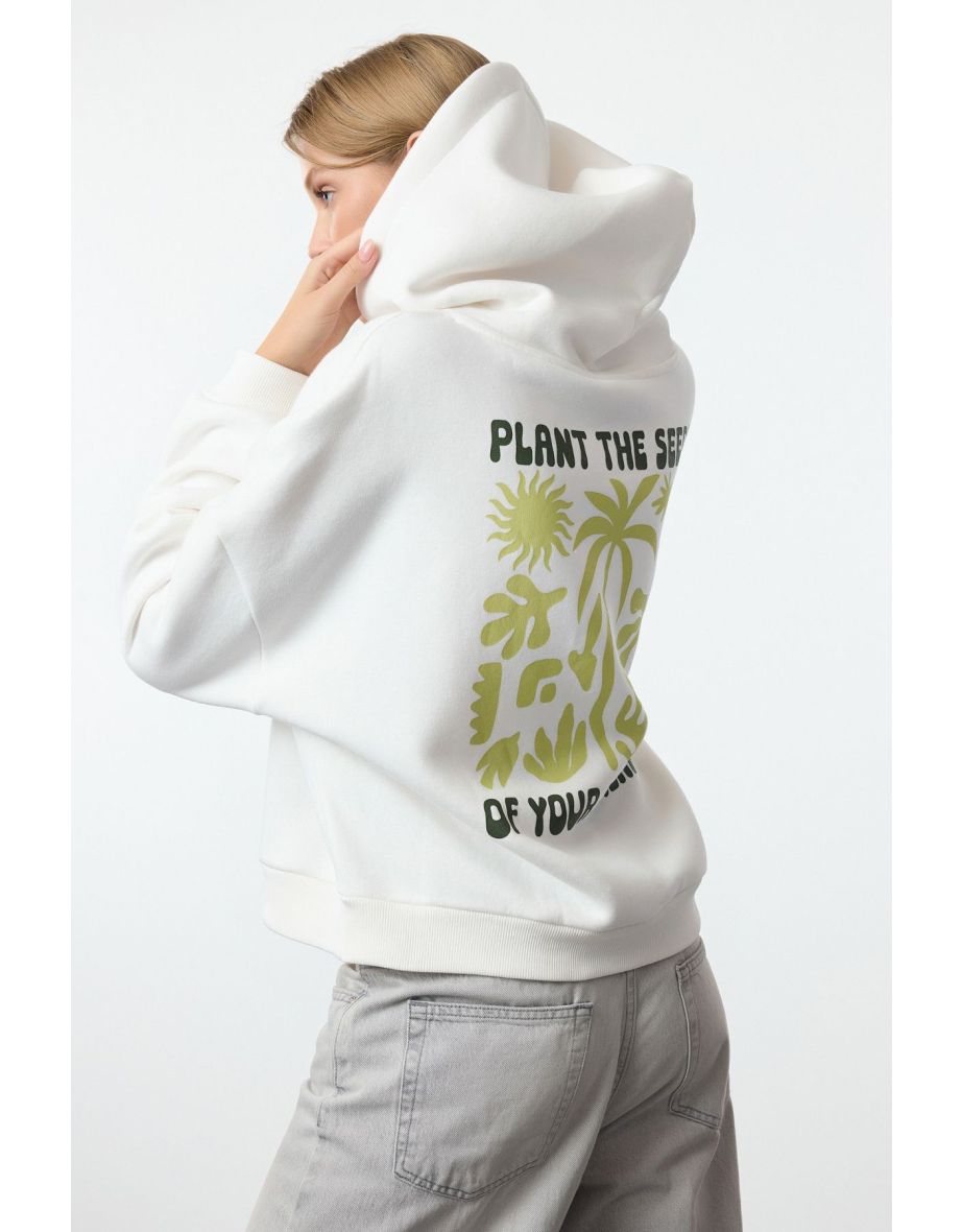 White Slogan and Back Printed Relaxed Knitted Sweatshirt - 4