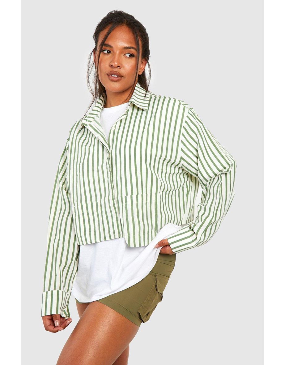Plus Pocket Placement Cropped Shirt - green