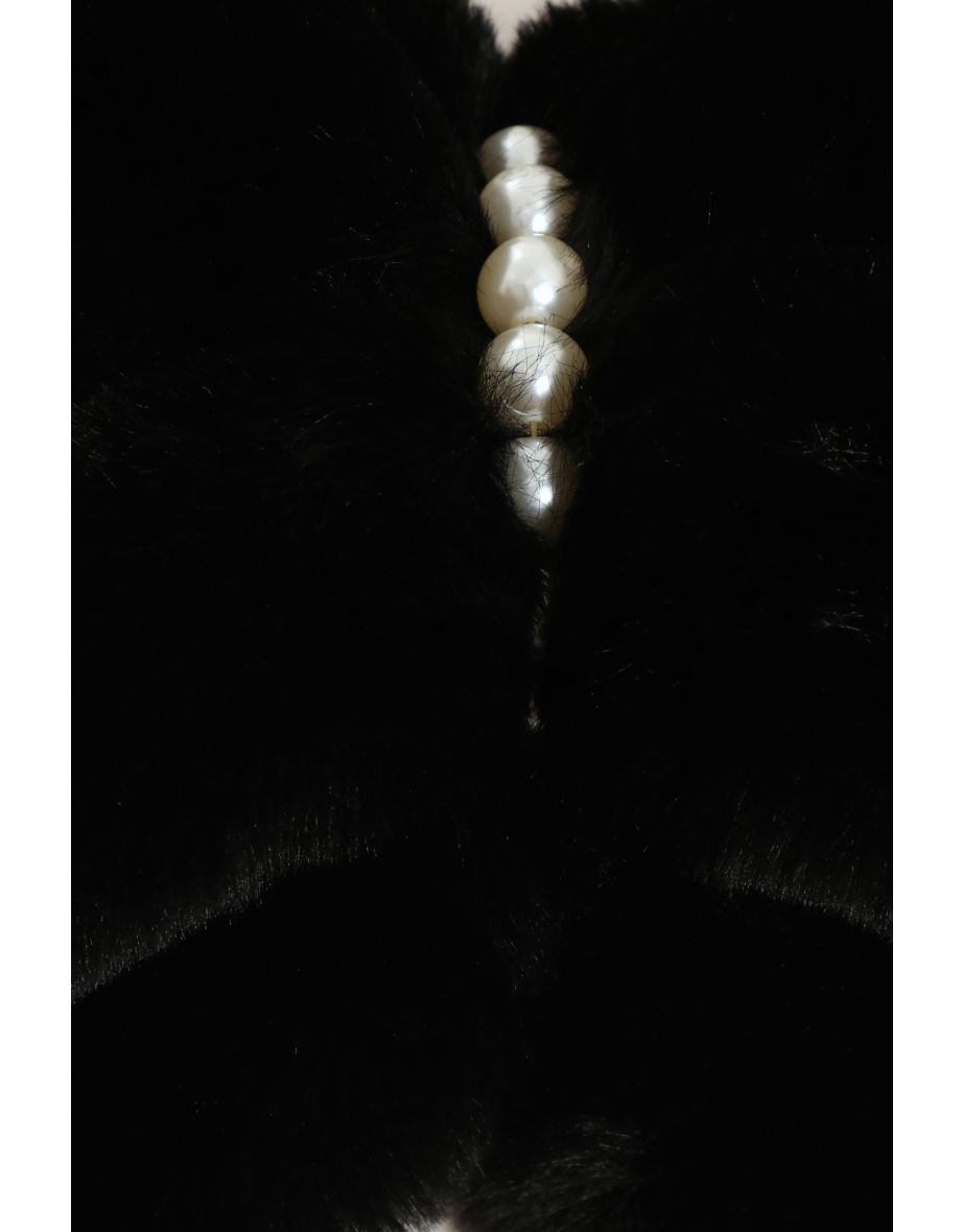 Quiz Black Faux Fur Wrap - 2