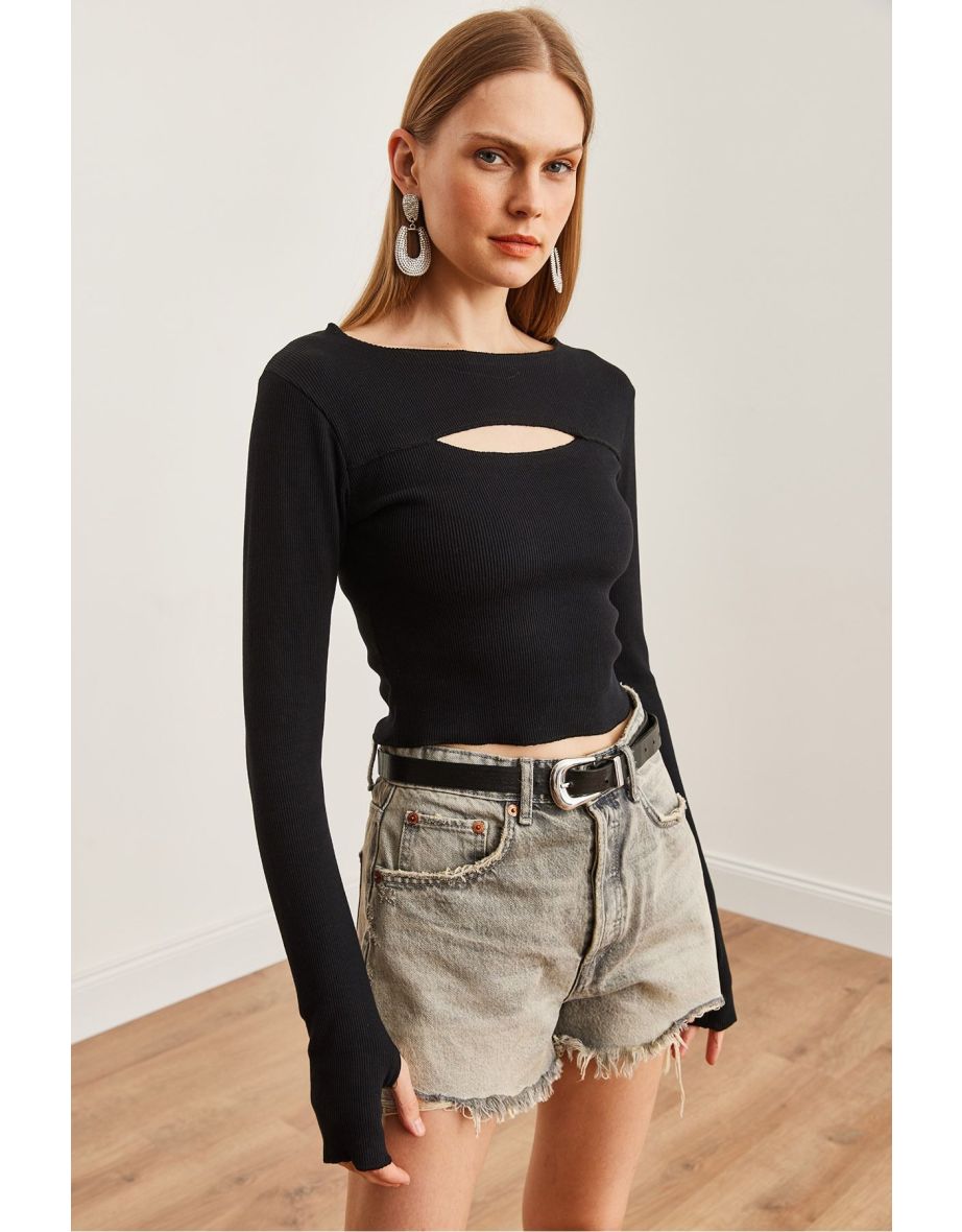 Women's Black Robe Cut Out Finger Detailed Flexible Crop Top