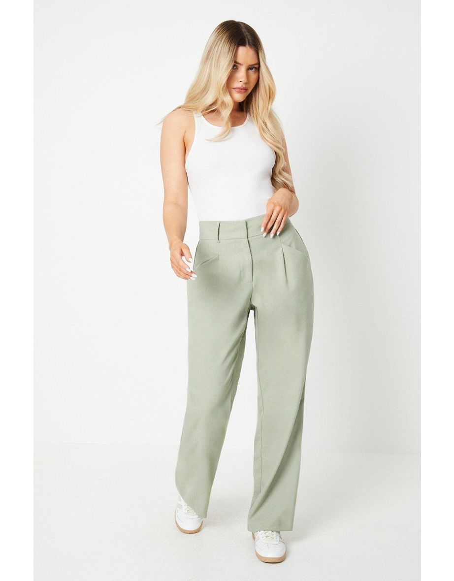 Drapey Wide Leg Relaxed Trouser