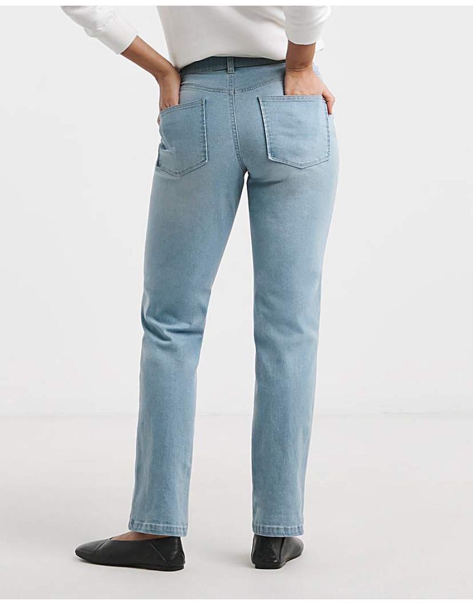 Light Wash 24/7 Boyfriend Jeans - 7