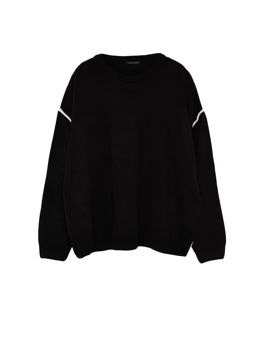Plus Size Sweater - Black - Oversize - 7