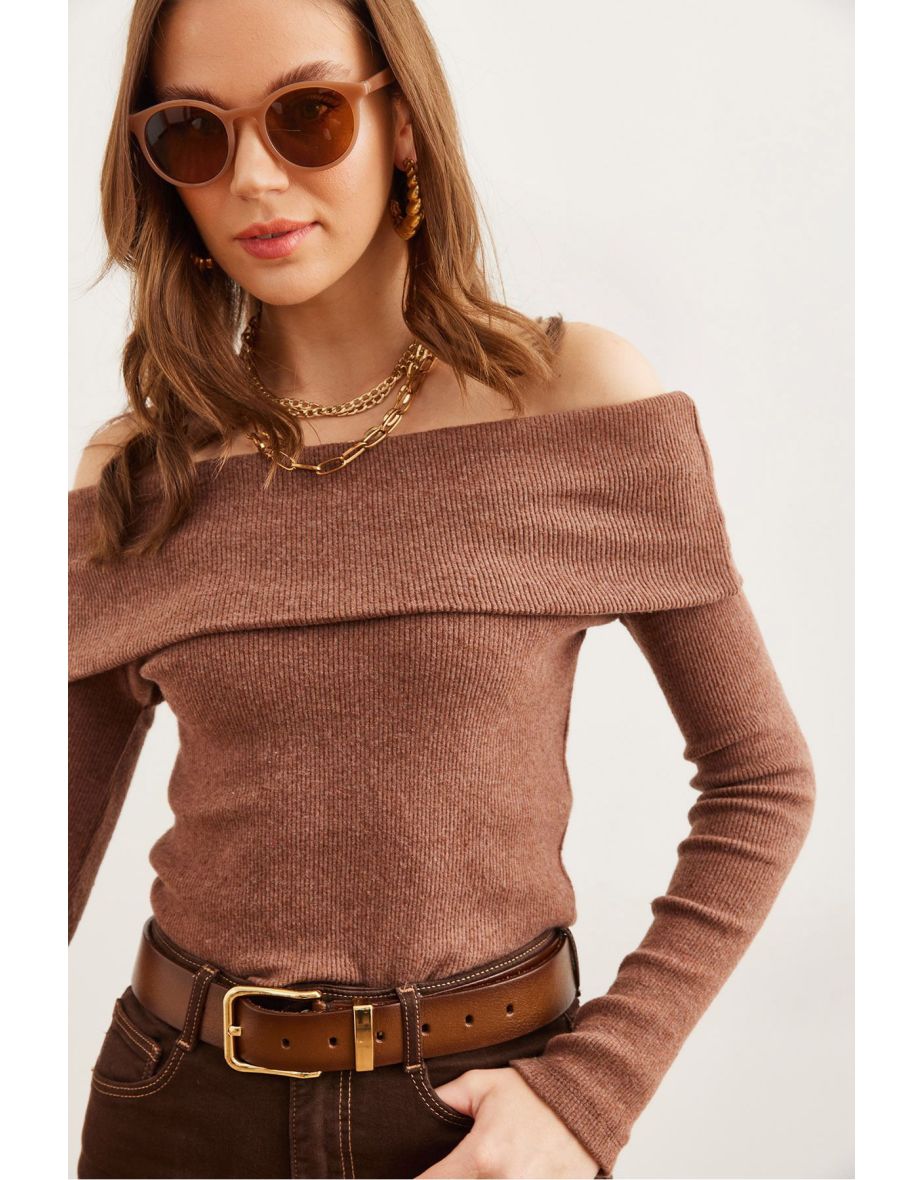 Women's Chocolate Madonna Collar Raised Camisole Blouse