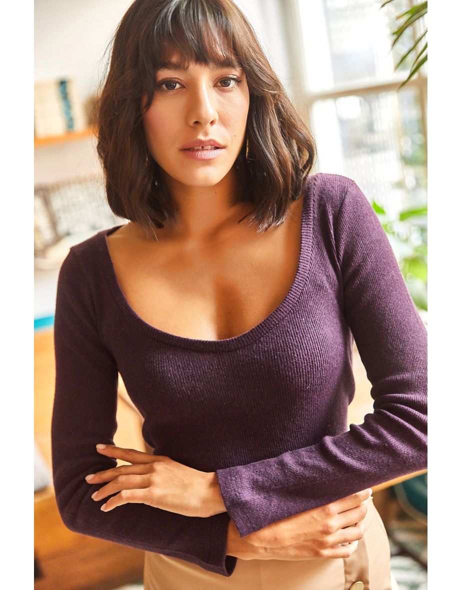 Women's Plum Crepe Neckline Lycra Blouse