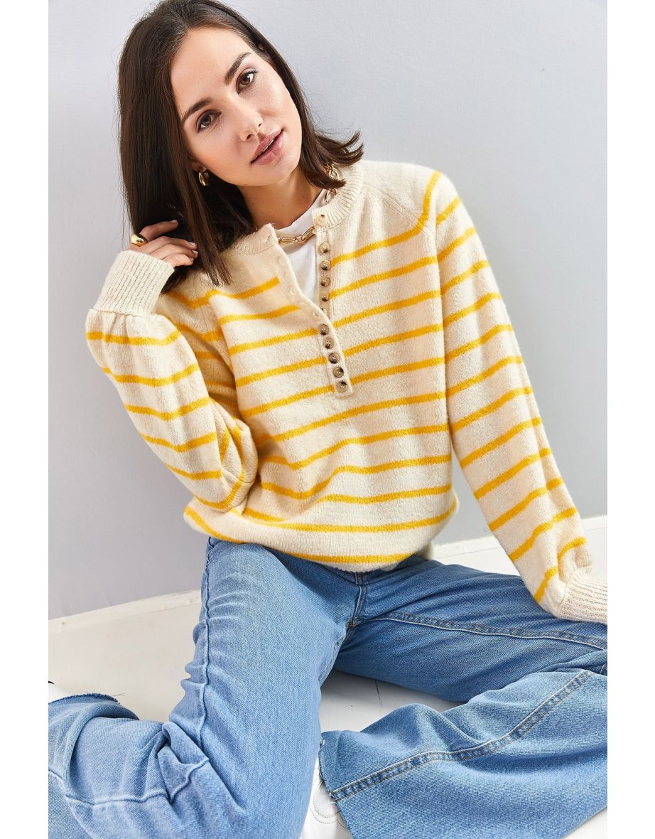 Shop Women s Button down Collar Turtleneck Striped Knitwear Sweater Online in Bahrain VogaCloset