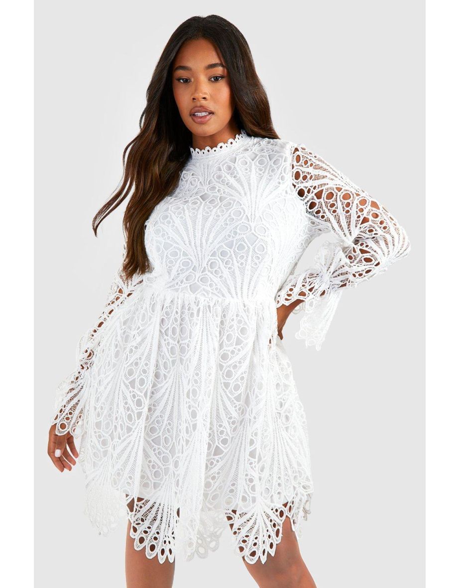 Buy Dresses Boohoo in Bahrain VogaCloset
