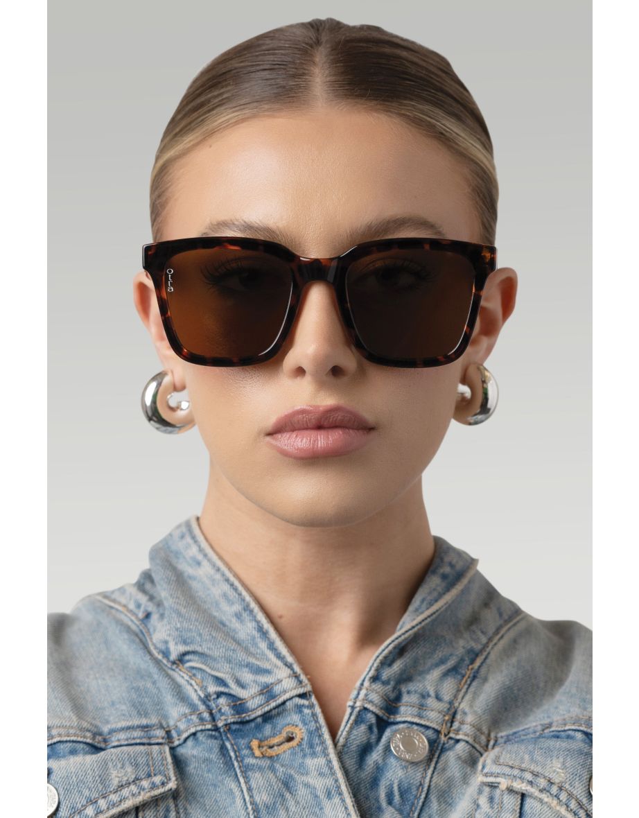 Fyn | Otra Tortoiseshell Oversized Classic Square Sunglasses