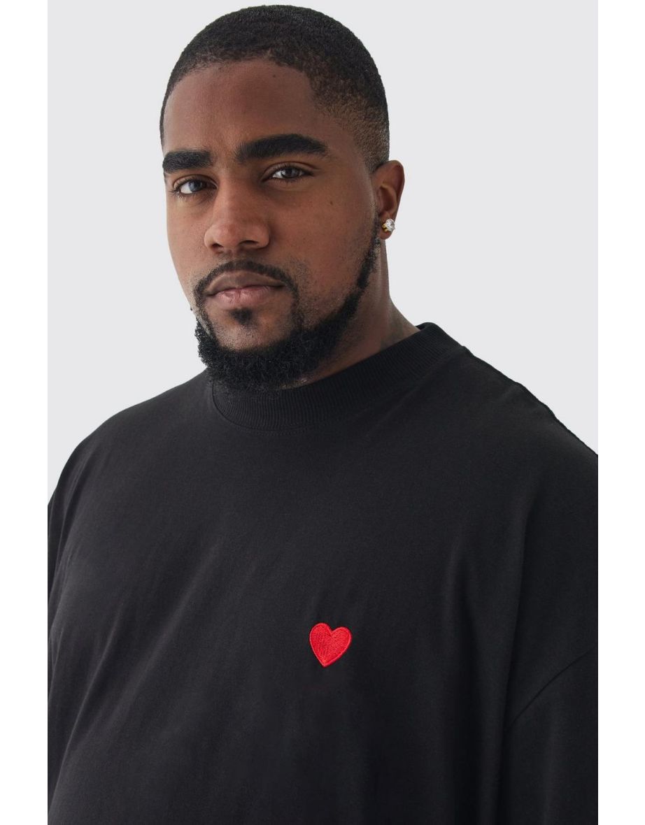 Plus Oversized Extended Neck Heart Embroidered T-Shirt - black