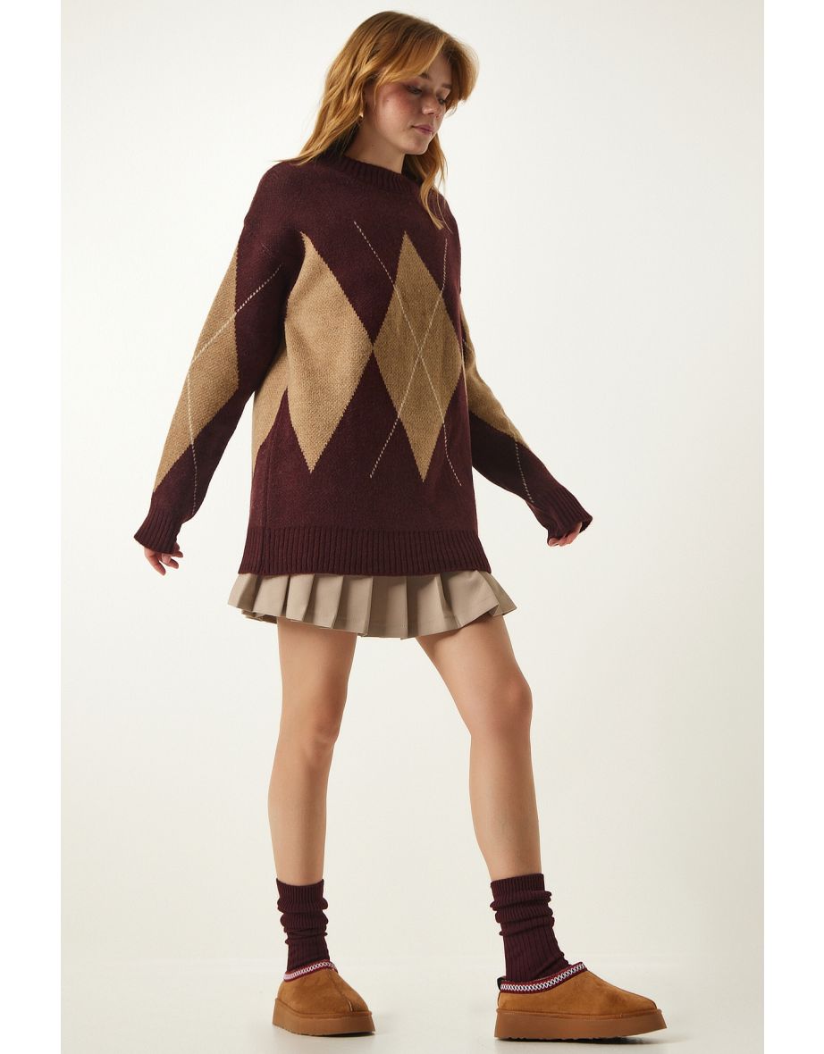 Women's Burgundy Biscuit Premium Diamond Pattern Oversize Knitwear Sweater