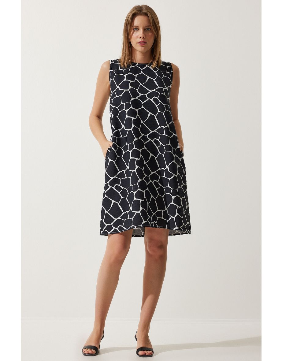 Happiness İStanbul Black A-Line Mini Shift Dress